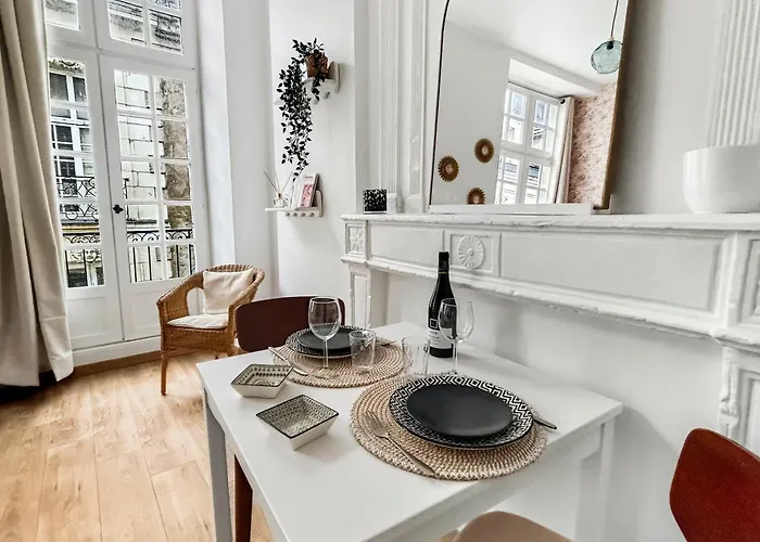 Lumineux, Renove, Coeur Historique *