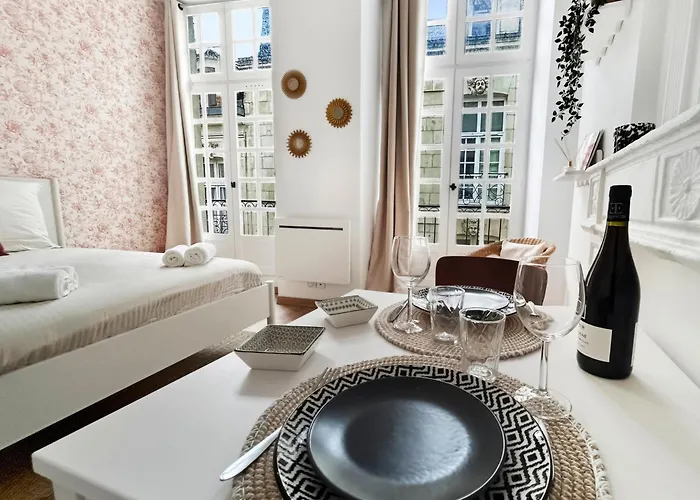 Lumineux, Renove, Coeur Historique *